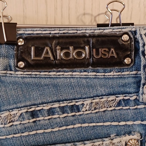 LA Idol USA Jeans, Size 5, Low-Rise, Boot Cut, 30W x 30L, Bedazzled - Picture 5 of 12